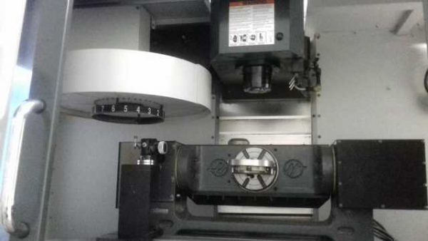 Máquina HAAS usada VF-2TR 30000rpm